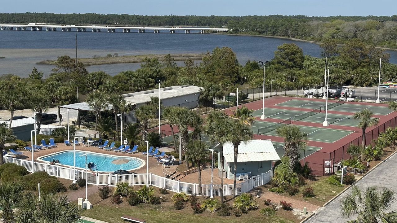 Pinnacle Port Amenities